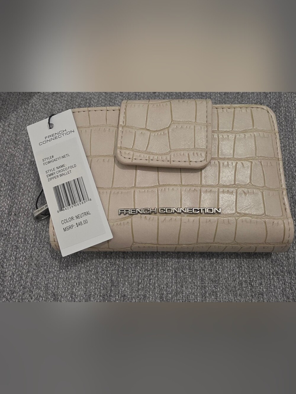 NWT French Connection Beige Croc-Embossed Compact Wallet